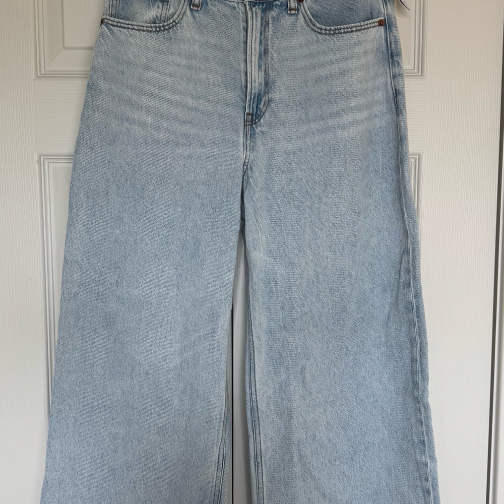 Abercrombie High Rise Crop Wide Leg Jean